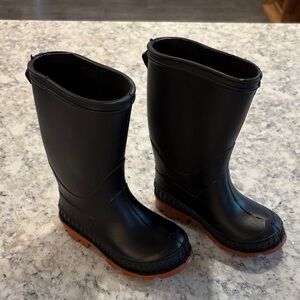 Kids Black Rain Boots NWOT